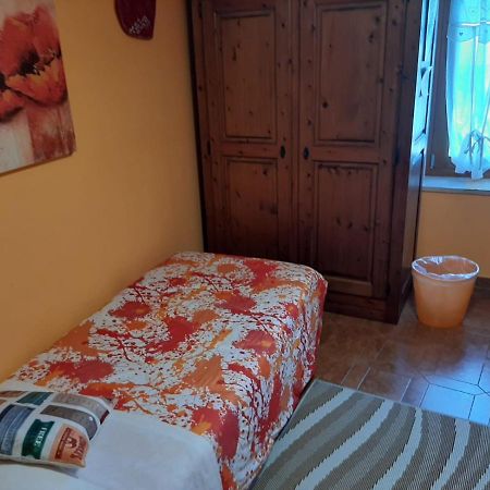 Ca' Virasolelh Hotel Macra Eksteriør billede