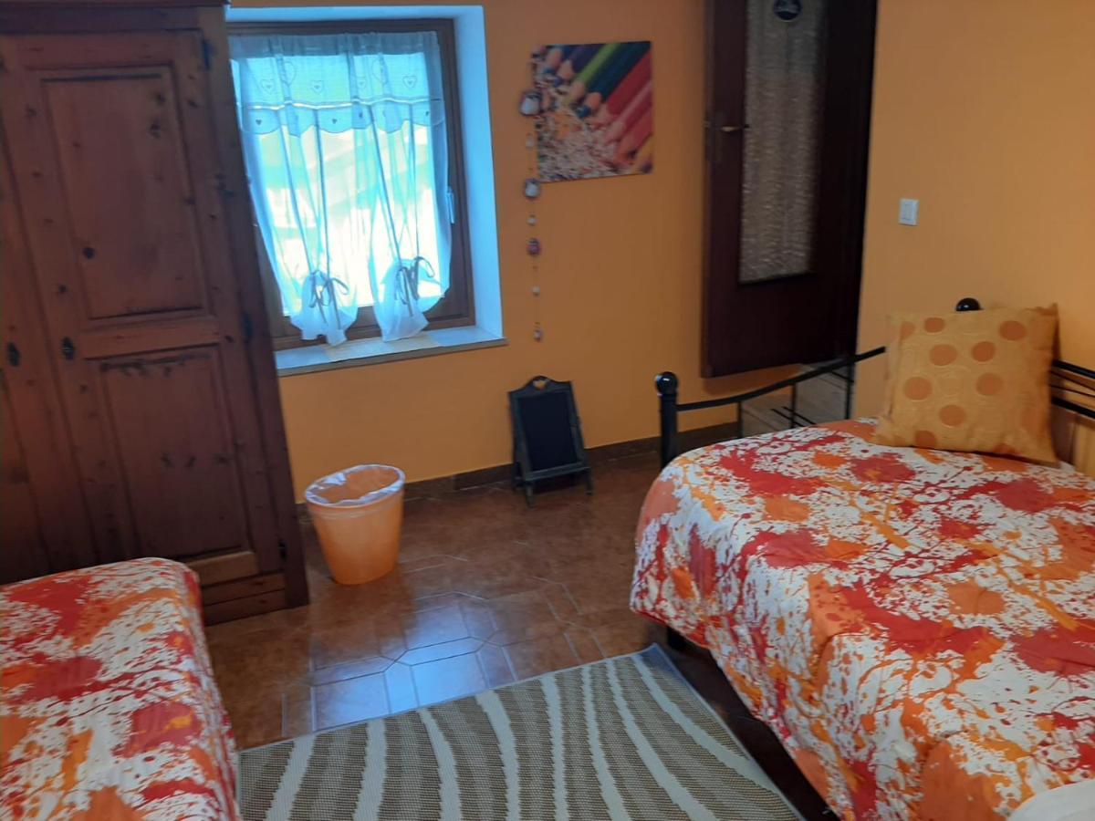 Ca' Virasolelh Hotel Macra Eksteriør billede