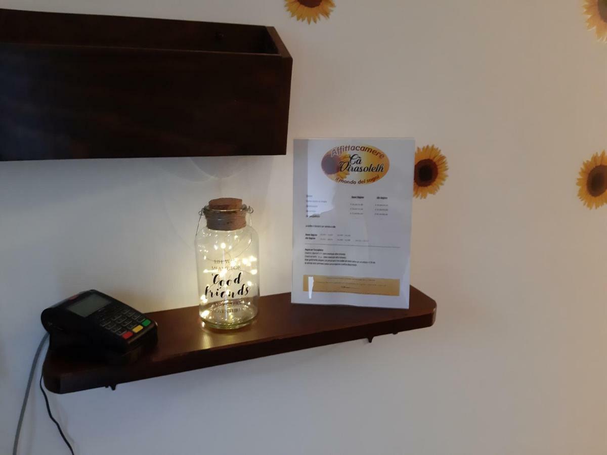 Ca' Virasolelh Hotel Macra Eksteriør billede